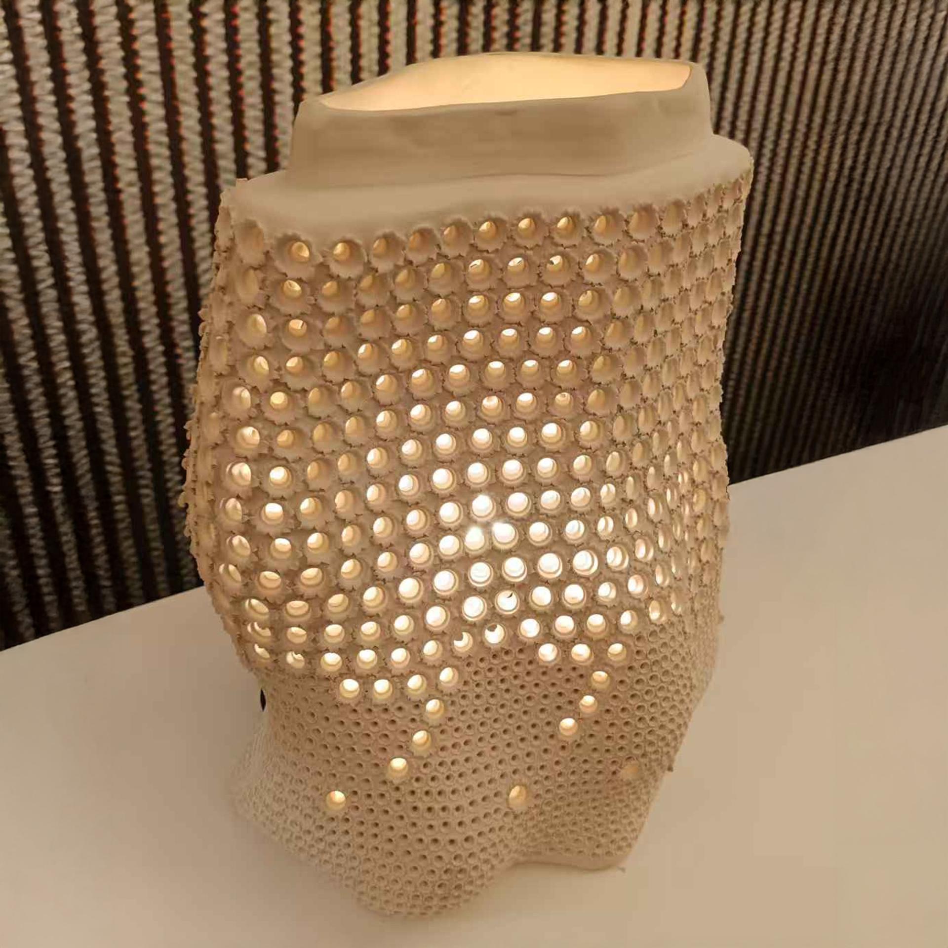 Lumis Table Lamp image 2